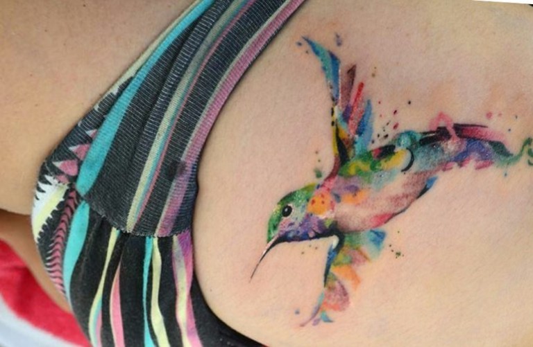 Kolibri Tattoo Motive und deren Bedeutung