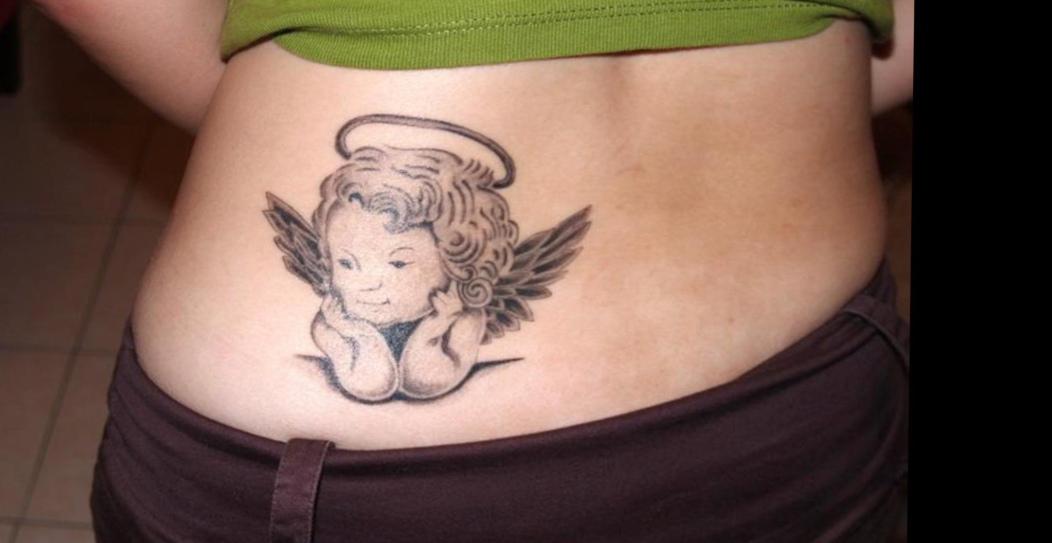 Engel tattoo motive