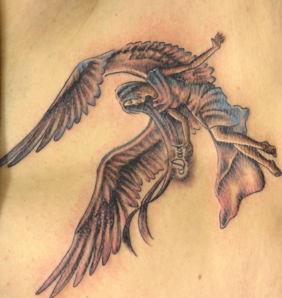 Engeltattooaufderbrust3 AlleTattoo.de