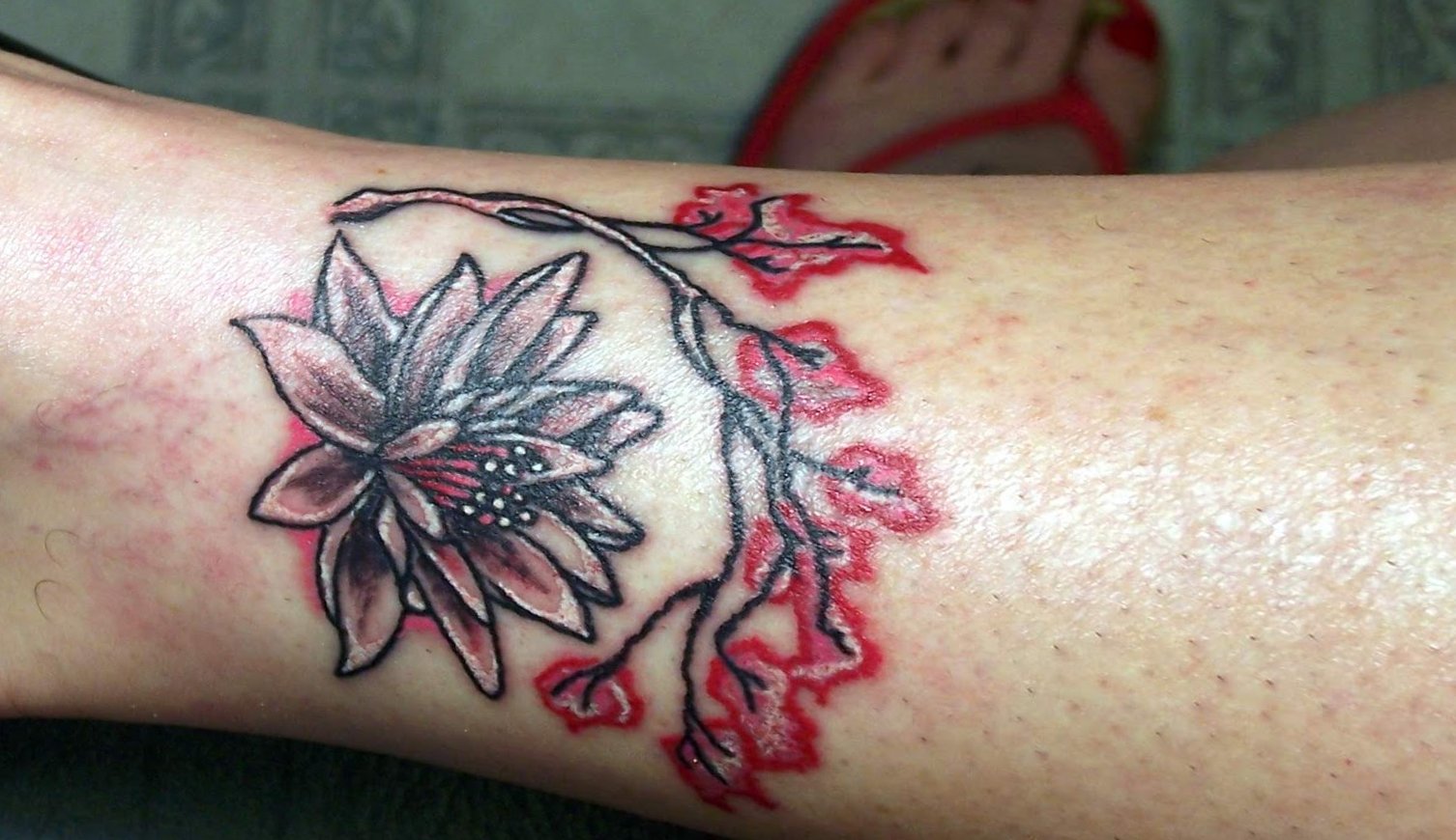 Kleine Blumen Tattoos alletattoo.de 8