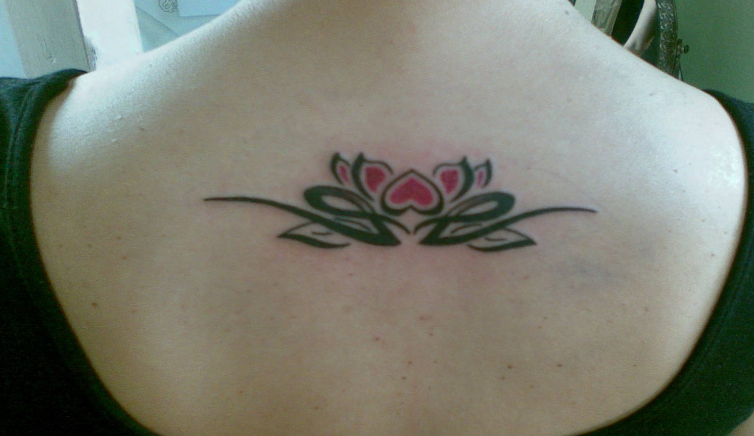Kleine Blumen Tattoos alletattoo.de 1