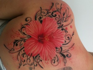 Hawaii Blumen Tattoos – Designs und deren Bedeutung alletattoo.de 25