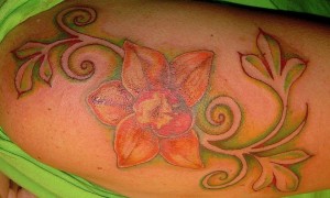 Hawaii Blumen Tattoos – Designs und deren Bedeutung alletattoo.de 19