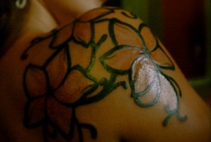 Hawaii Blumen Tattoos – Designs und deren Bedeutung alletattoo.de 11