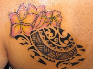 Hawaii Blumen Tattoos – Designs und deren Bedeutung alletattoo.de 12