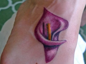 Hawaii Blumen Tattoos – Designs und deren Bedeutung alletattoo.de 4