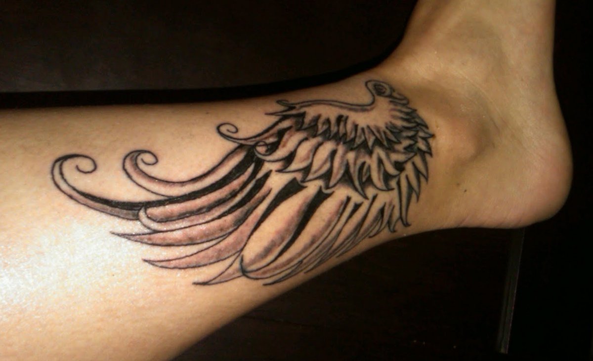 Flügel Tattoos und die Bedeutungen
