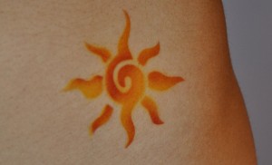 Motive und Bedeutung der Sonnen Tattoos alletattoo.de 19