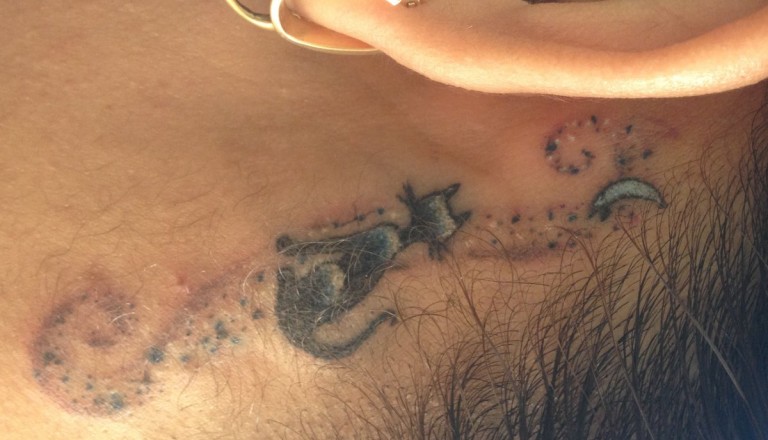 SchoeneKatzeTattoohinterdemOhr AlleTattoo.de